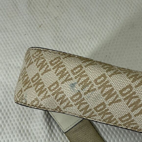 DKNY Bryant Park Demi Beige Crossbody Bag - Picture 10 of 11